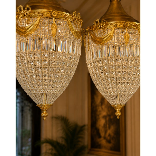 1980 French Louis XVI Gold Bronze Crystal Lanterns Pair For Sale - Image 6 of 12