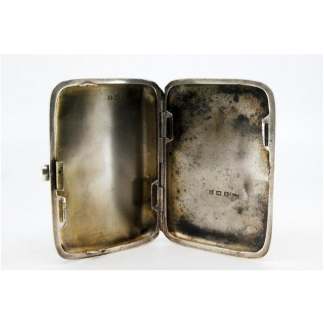 Silver Cigarette Case with Engraved Floral Motifs and Hinged Lid For Sale - Image 4 of 11