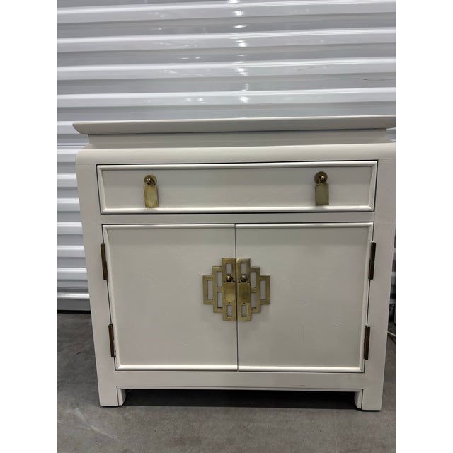 1980s Vintage Chin Hua Nightstands by Century Furniture- A Pair For Sale - Image 10 of 12