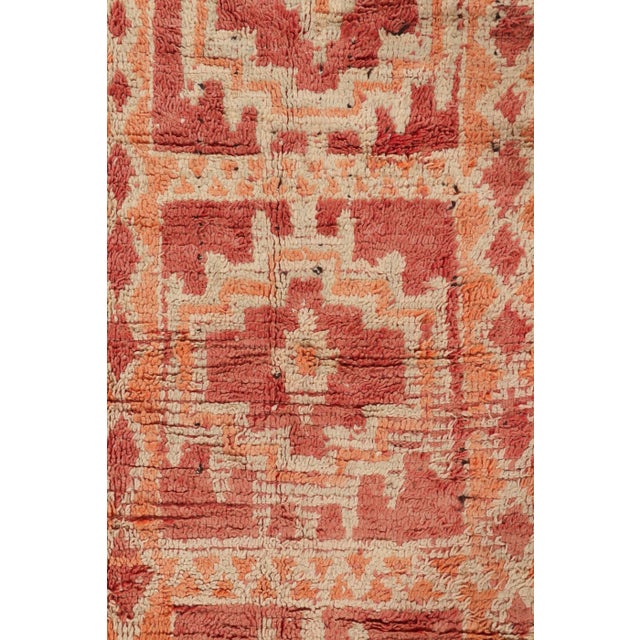 Moroccan Vintage Moroccan Rug in Pink and Rust With Geometric Medallion - Rug & Kilim For Sale - Image 3 of 8