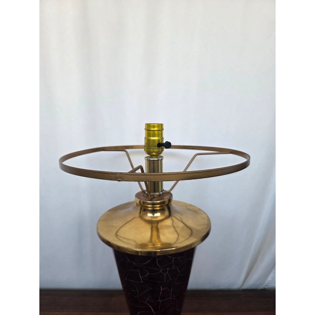 Mid-Century Modern Mid 20th Century Hollywood Regency Brass & Purple Crackle Metal Table Lamp For Sale - Image 3 of 9