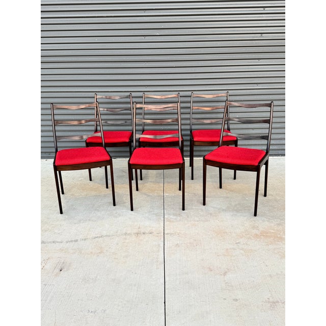 Brown Mid Century Modern Danish Rosewood Set of 6 Dining Chairs Attributed to Johannes Andersen For Sale - Image 8 of 9