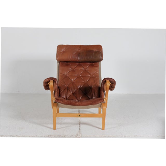 Set of Pernilla Lounge Chair and Ottoman in Beech and Aniline Leather by Bruno Mathsson for Dux, Sweden, 1994 For Sale - Image 3 of 18