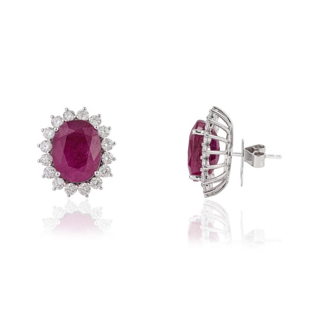 Vintage 14k White Gold Ruby 18.91ct & Diamond 2.3ct Stud Earrings- A Pair For Sale - Image 4 of 15