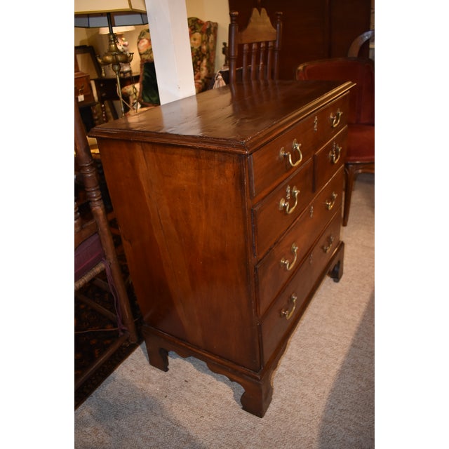 18th Century 18th Century English Walnut "Bachelors Chest" For Sale - Image 5 of 7