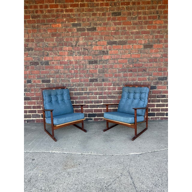 Pair of Mid-Century Danish Modern Lounge Chairs by Selig For Sale In Cleveland - Image 6 of 12