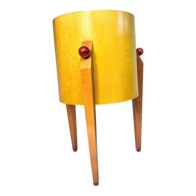 Mid 20th Century MCM Memphis Post Modern Side Table For Sale