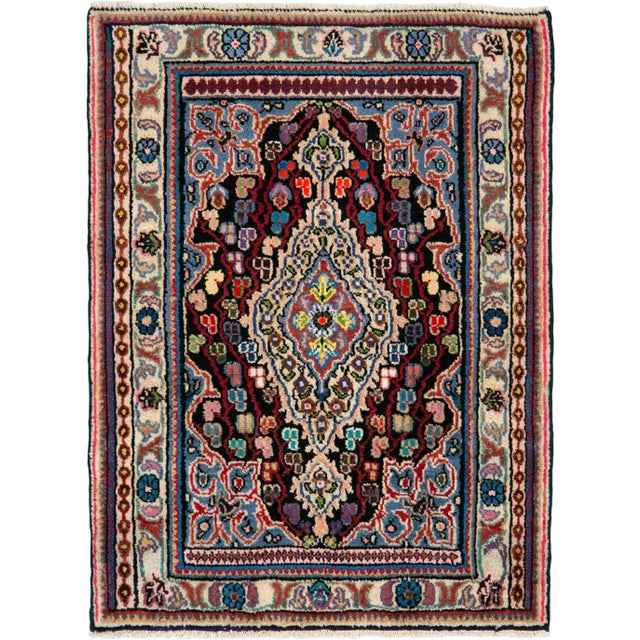 Vintage Persian Hamadan Rug – Size: 2' 1" X 2' 10" For Sale - Image 4 of 4