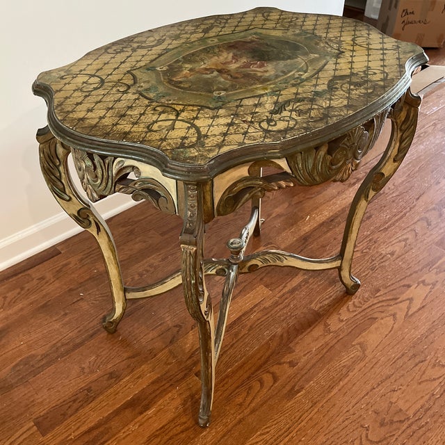 Early 20th Century Handpainted and Decoupage Accent Table For Sale - Image 5 of 11