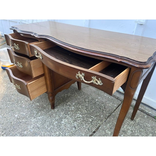 Mid-Century Modern Vintage Stanley French Provincial Vanity For Sale - Image 3 of 11