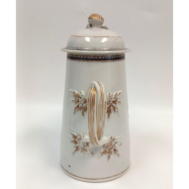 Antique Chinese Armorial Coffee Pot 18th Century Coat of Arms For Sale - Image 4 of 10