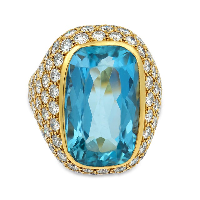 Contemporary Vintage French Aquamarine Diamond 18k Yellow Gold Cocktail Ring, Size 4 For Sale - Image 3 of 7