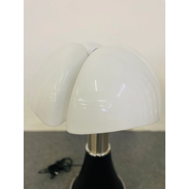 Martinelli Luce Pipistrello Table Lamp by Gae Aulenti for Martinelli Luce, 1990s For Sale - Image 4 of 11