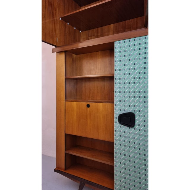 Large Wardrobe Unit attributed to Gio Ponti, 1950s For Sale - Image 10 of 18