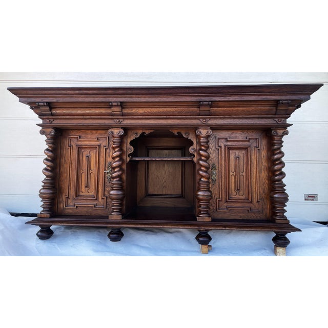 Brown Antique Oak Buffet with Twisted Wooden Balusters, 1890-1910 For Sale - Image 8 of 18
