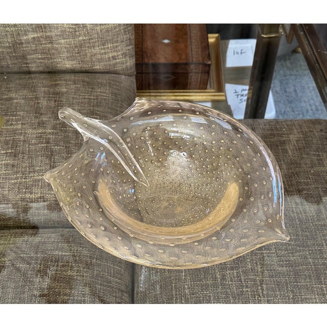 Mid-Century Modern Large Murano Gold Organic Shape Centerpiece Bowl For Sale - Image 3 of 14