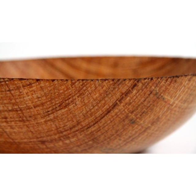 Mid Century Modern / Tiki Bar Woven Raffia Fiberglass Serving Bowl For Sale - Image 4 of 6