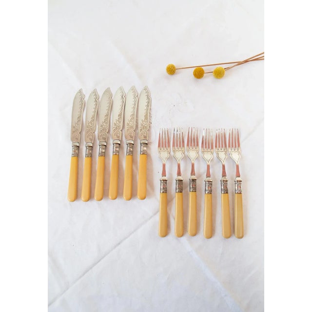 English Fish Cutlery for 6 by Joseph Lee and Sons Sheffield, 1910s, Set of 12 For Sale - Image 3 of 7