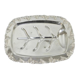 Antique English Victorian Silver Plated Grapevine Meat Cutlery Tray by Benedict For Sale
