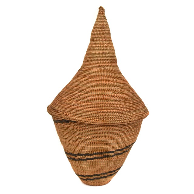 Early 20th Century Tutsi Tight Weave Basket with Lid Rwanda For Sale