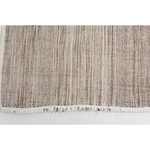 Mid 20th Century Earthy Beige Turkish Kilim For Sale - Image 9 of 10