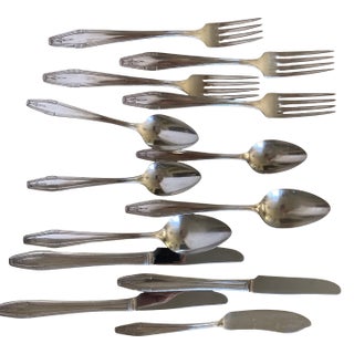 1920s Oneida Silver Plate Flatware: 13 Pieces of Countess I That Includes: Grille Forks, Knives, Teaspoons, Tablespoons, and Butter Knife. For Sale