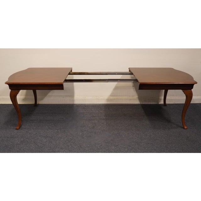 Contemporary Thomasville Furniture King Street Collection Cherry Contemporary Traditional 114" Dining Table 42621-752 For Sale - Image 3 of 10