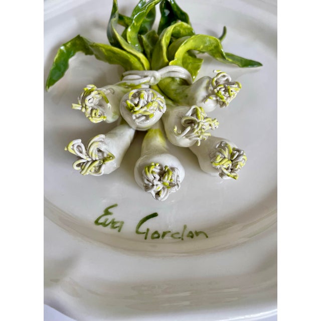 Farmhouse Late 20th Century Eva Gordon Trompe L’Oeil Scallion Plate, Signed Canadian Studio Pottery For Sale - Image 3 of 12