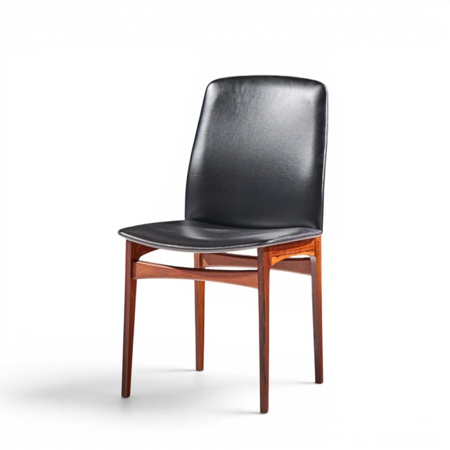 Johannes Andersen Style Mid Century Danish Rosewood Dining Chairs - Set of 8 For Sale In Chicago - Image 6 of 10