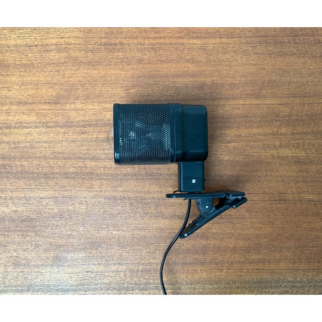 Postmodern Mesh Table Lamp, 1980s For Sale - Image 6 of 18