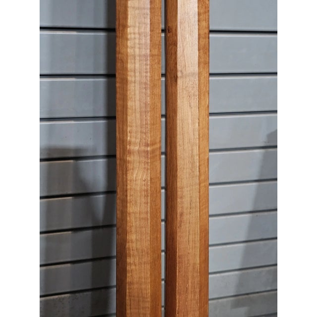 Late 20th Century Douglas Campbell Benchmade Tiger Maple King Size Pencil Post Canopy Bed Maine For Sale - Image 9 of 10