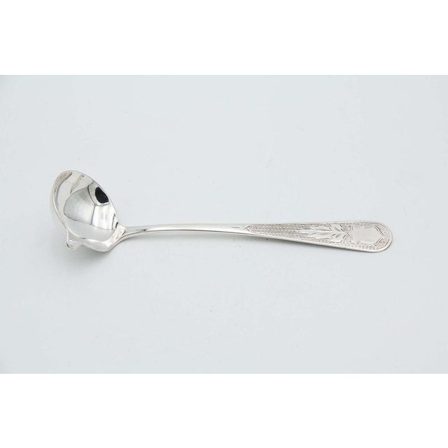 Plain Silver Sauce Spoon for Right-Handers For Sale - Image 4 of 4