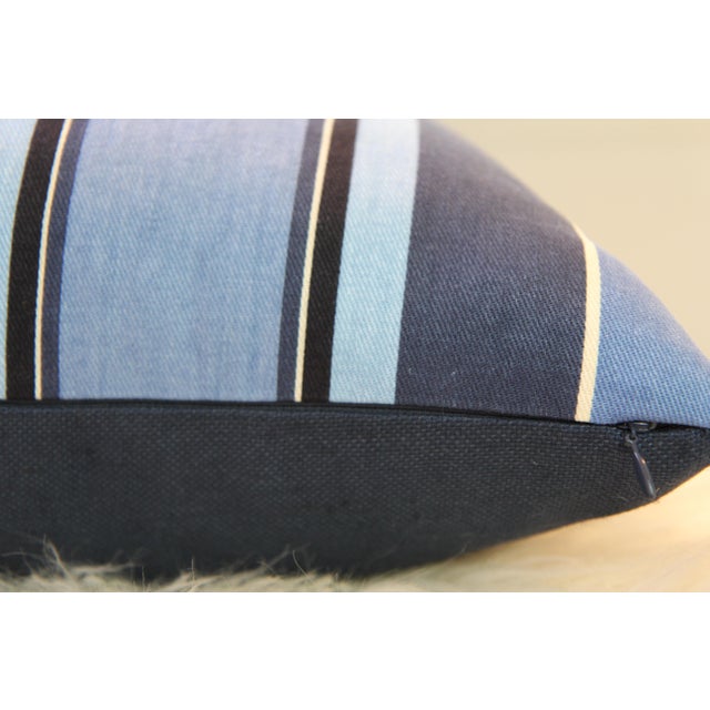 Classic awning stripes in navy and white on premium cotton. Size: 12″ × 16″ (Approx. 30 × 41 cm) Details: Front: 100%...
