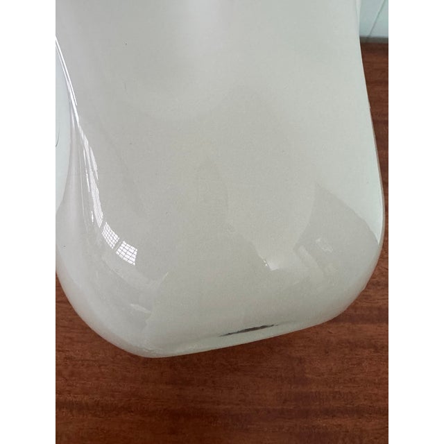 Italian Handkerchief Vase in Opaline White Murano Glass, 1970s For Sale - Image 11 of 16