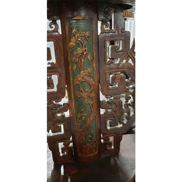 Asian Antique Pair of Qing Dynasty Adjustable Polychrome Chinese Lantern Stands For Sale - Image 3 of 7