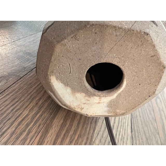 Vintage Mid 20th Century Ceramic Pottery Table Lamp For Sale - Image 9 of 10