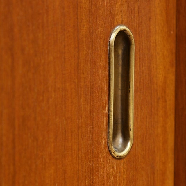 Mid Century Hutch Credenza by White & Newton For Sale - Image 10 of 11
