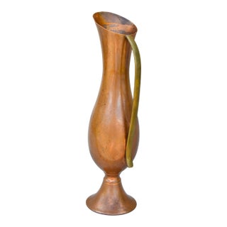 Early 20th Century Handmade Moroccan Copper Vase W/ Brass Handle For Sale