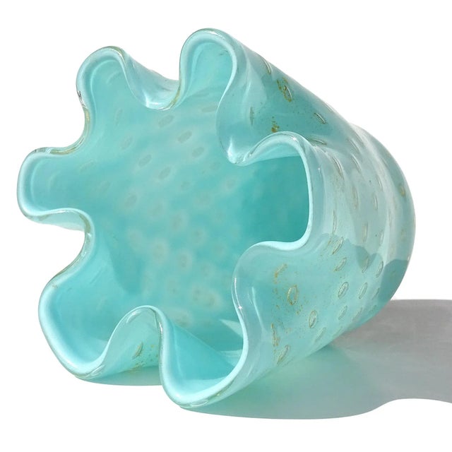 Mid 20th Century Murano Vintage Light Blue Bubbles Gold Flecks Italian Art Glass Decorative Ruffled Rim Fazzoletto Vase For Sale - Image 5 of 5