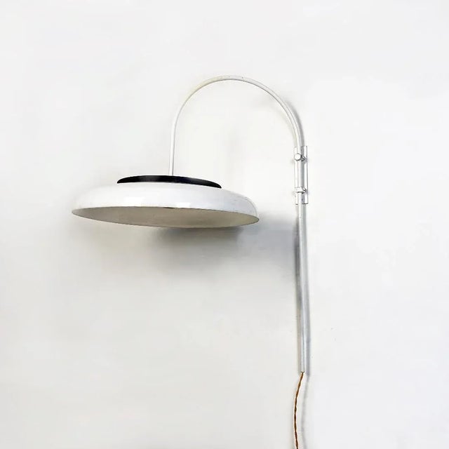 Italian Modern Metal and Acrylic Glass Adjustable Wall Arm Lamp, 1970s For Sale - Image 6 of 18