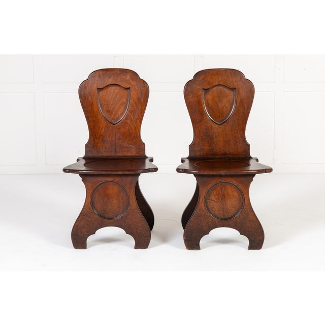 Antique English Hall Chairs, 1700s, Set of 2 For Sale - Image 10 of 10