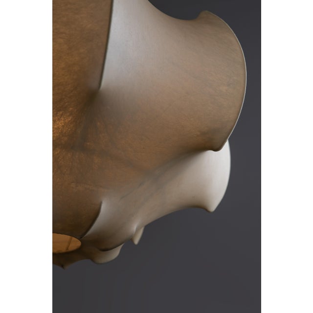 Beige Viscontea Cocoon Lamp in Resin by Achille & Pier Castiglioni for Flos, 1970s For Sale - Image 8 of 11