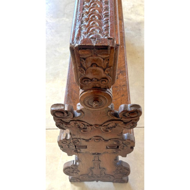 Italian Baroque Carved Walnut Revolving Hall Bench, Late 17th–Early 18th Century For Sale - Image 13 of 15