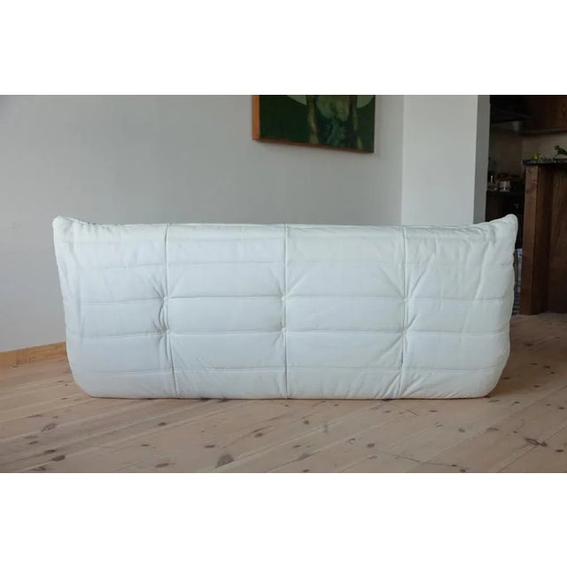 Set of White Leather Togo 2- and 3-Seat Sofa by Michel Ducaroy for Ligne Roset For Sale - Image 3 of 11
