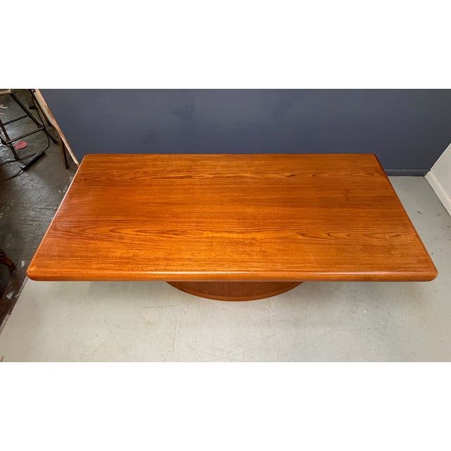 Dyrlund Danish Teak Executive Desk With Rounded Drum Pedestal Base, C. 1970s For Sale In Philadelphia - Image 6 of 12