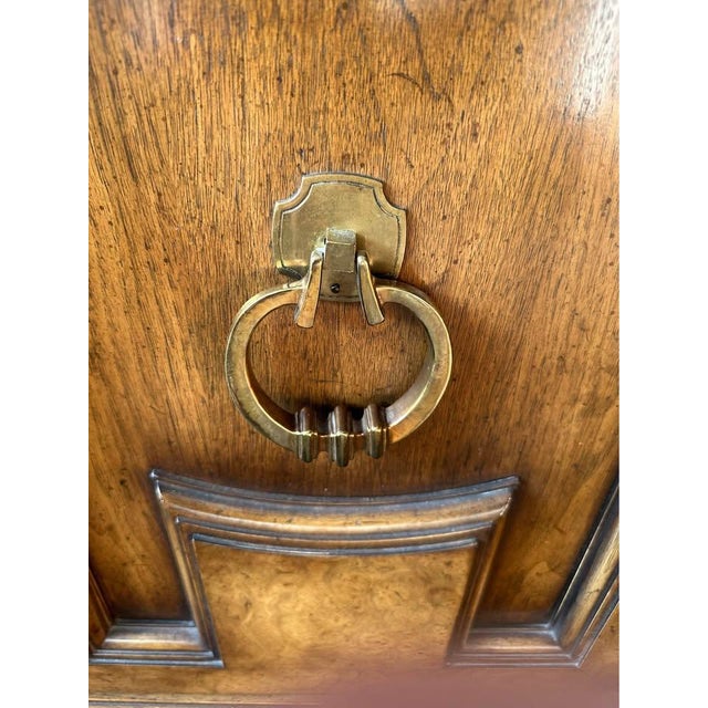 William Doezema for Mastercraft Attributed Hollywood Regency Neoclassical Sideboard - Walnut and Burlwood 80" X 20" X 31" - Circa Early 1960s For Sale - Image 10 of 10