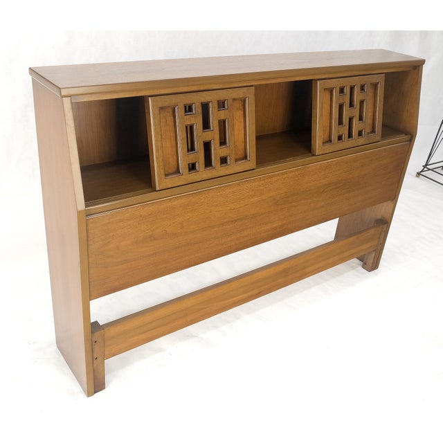 American Walnut Sliding Doors Storage Compartment Full Size Bed Headboard MINT! For Sale - Image 11 of 13