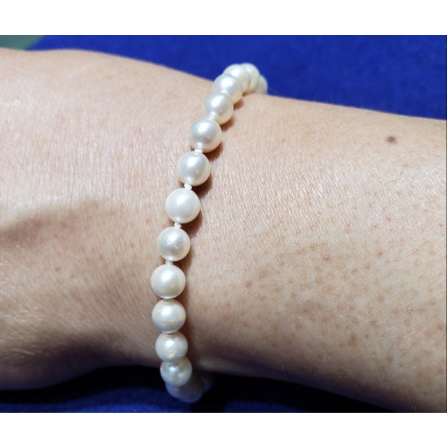 ♥ Tennis Bracelet Description ♥ Main Stone: Cultured Pearl Metal Weight: 9 grams Bracelet Length: 7 Inches Closure: 14k...