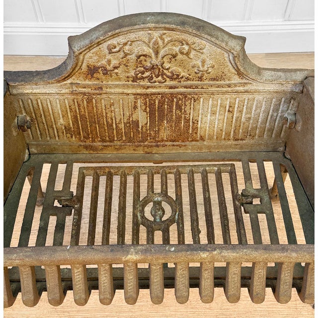 Antique Victorian Cast Iron Fireplace Coal Grate W/ Fleur De Lis Motif For Sale - Image 10 of 12