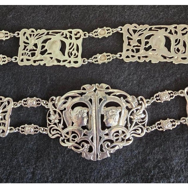 Metal Antique Art Nouveau Sterling Silver Figural Belt from William Comyns, London, 1908 For Sale - Image 7 of 16